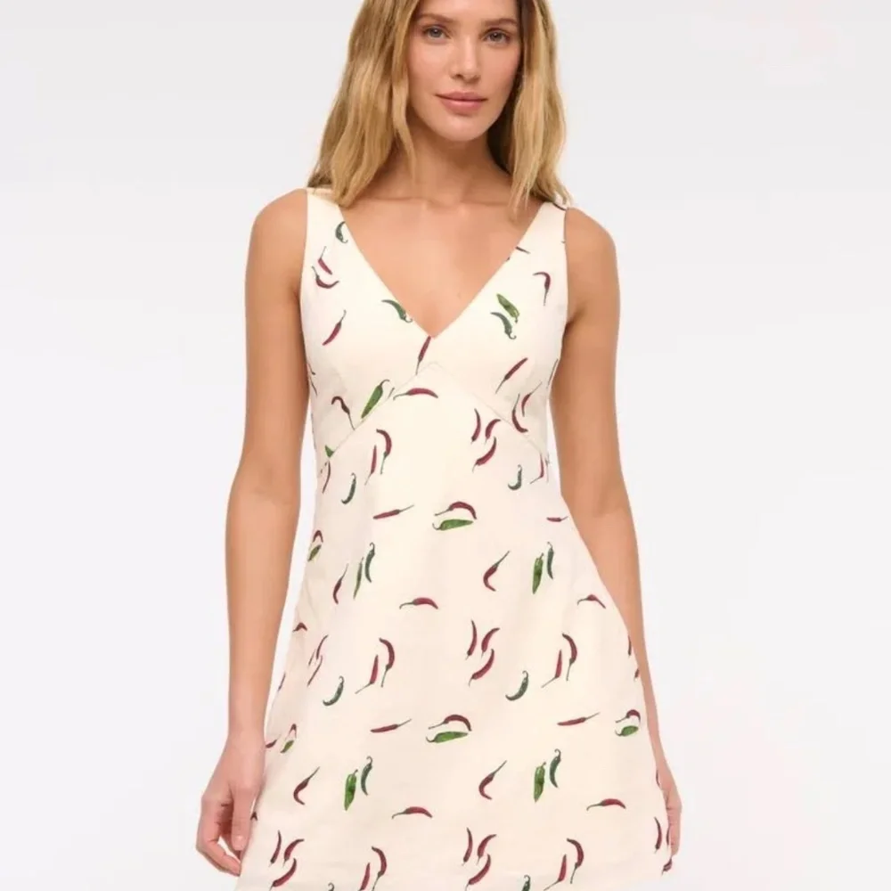 Abercrombie & Fitch V-Neck Linen-Blend Mini Dress Pepper - Picture 2 of 2